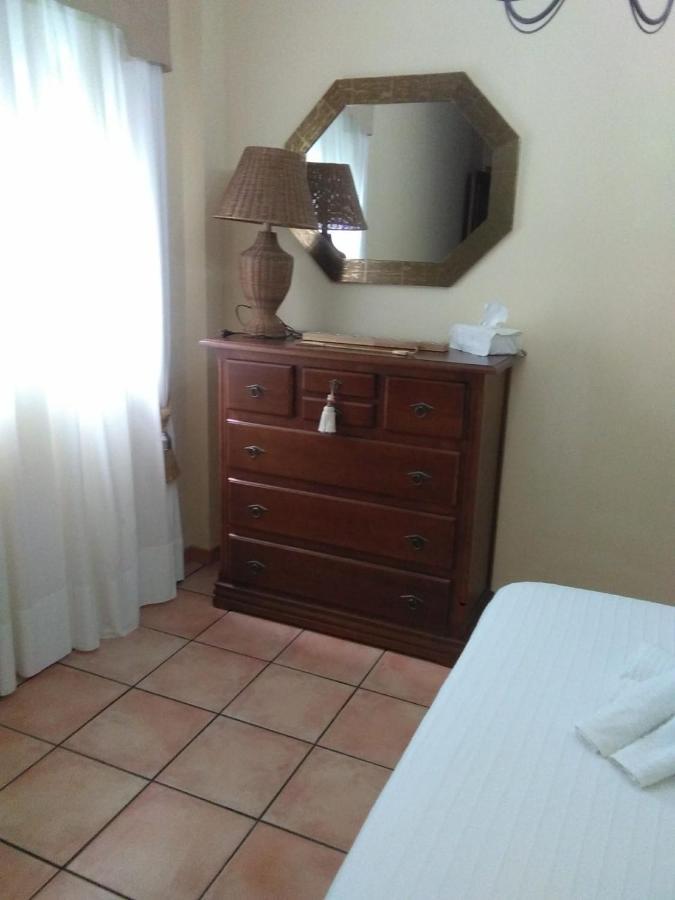 Chalet Con Encanto Villa Palomares del Rio ภายนอก รูปภาพ